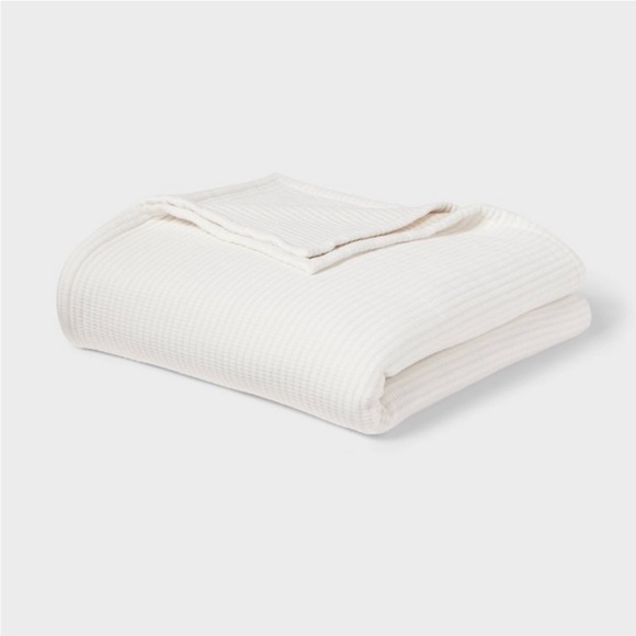 THRESHOLD NWT matalesse bed blanket -Ivory -full/queen - Picture 1 of 7
